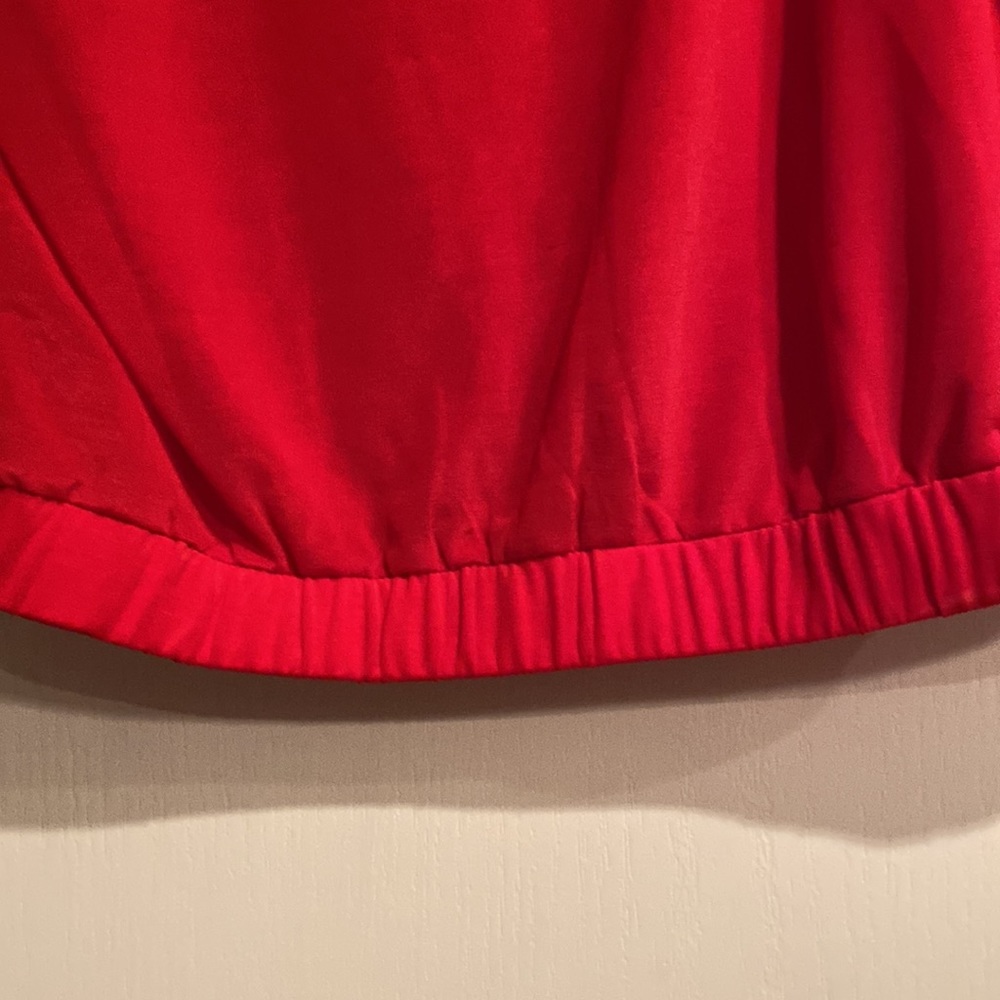 Red blouse - Picture 4 of 4
